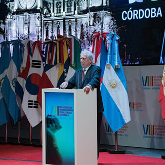 El rey llama a la fraternidad hispanoamericana y Vargas Llosa critica a Obrador